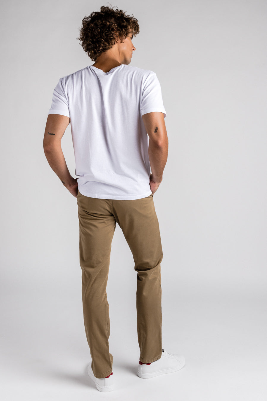 Chino Slim Serengeti (Camel)